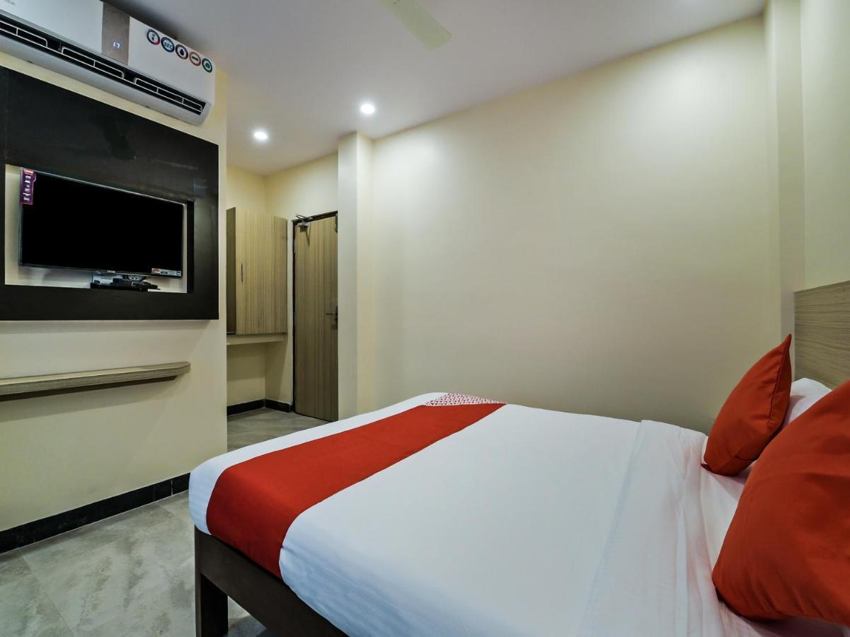 The Elite Inn Visakhapatnam Exterior foto